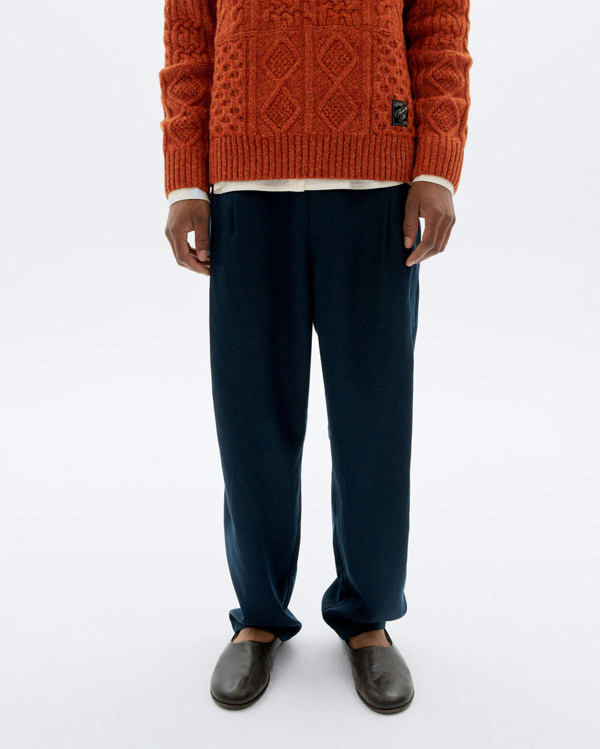 Pantalón carrot pinza Sigurd sostenible - 1
