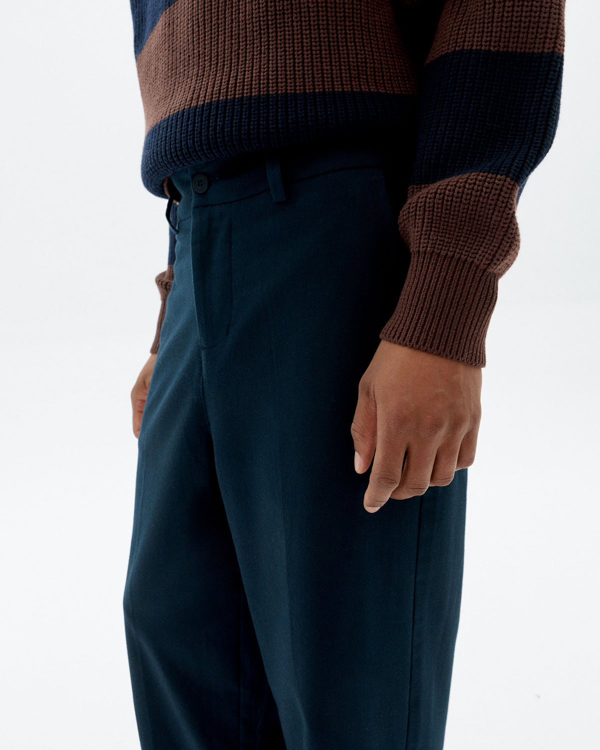 Pantalón loose navy Marc sostenible - 3