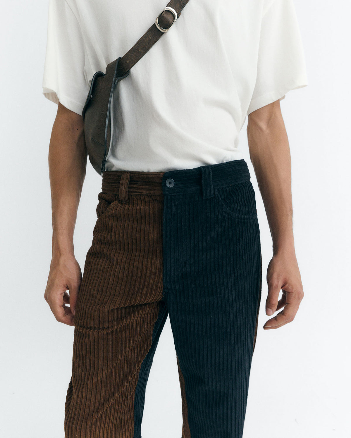 Pantalón recto pana navy y marrón David sostenible - 3