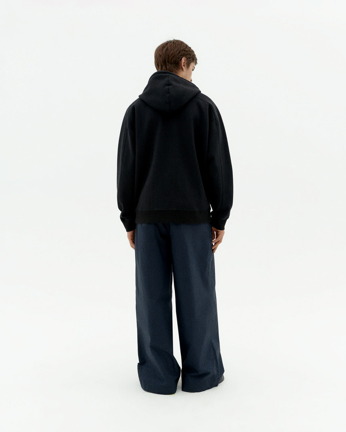 Sudadera capucha negra flower Garfu sostenible-5