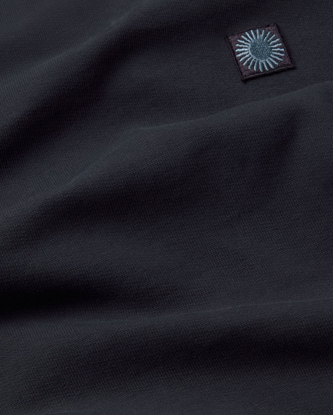 Sudadera navy sol espalda azul Leon sostenible silueta - 4