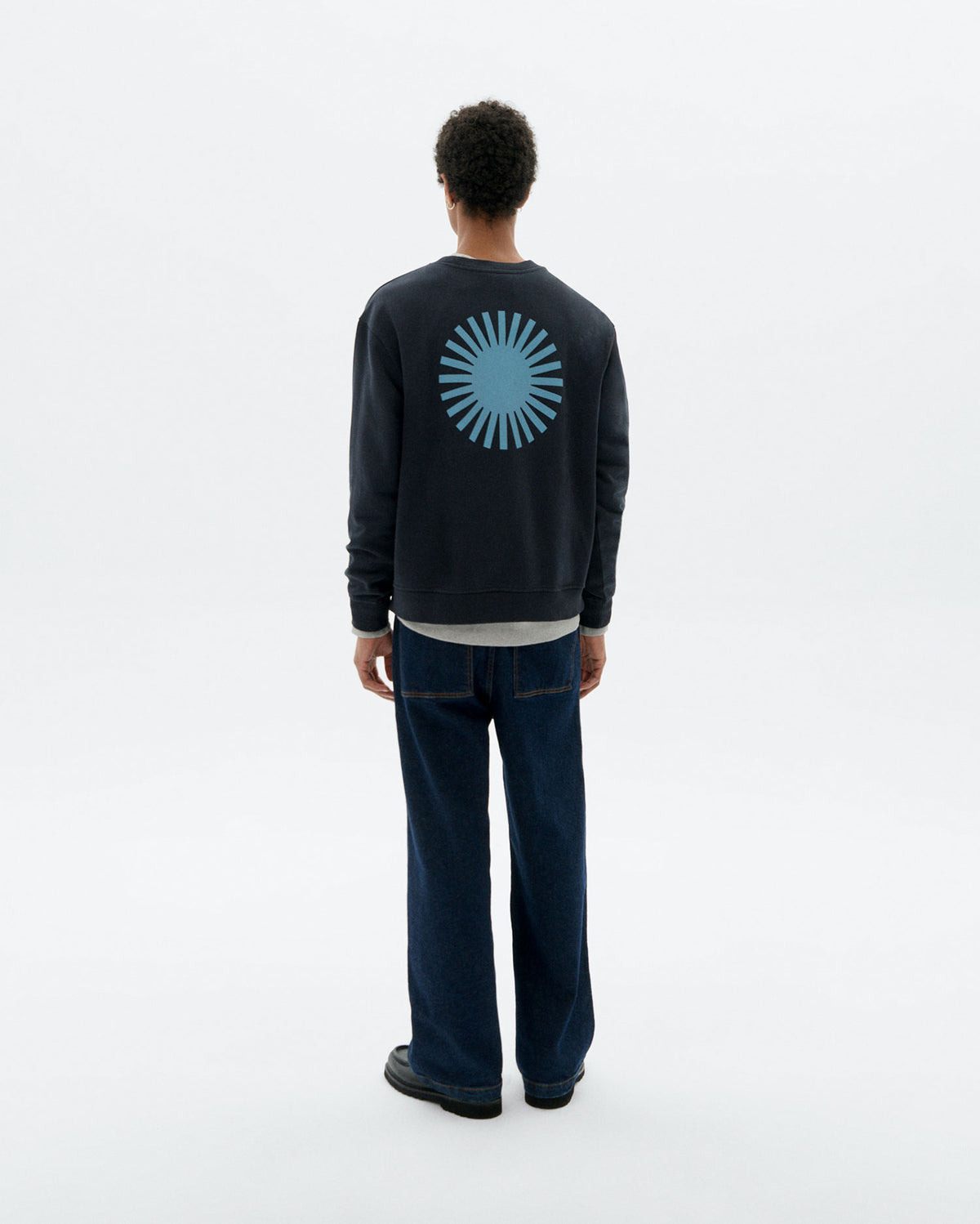Sudadera navy sol espalda azul Leon sostenible - 4