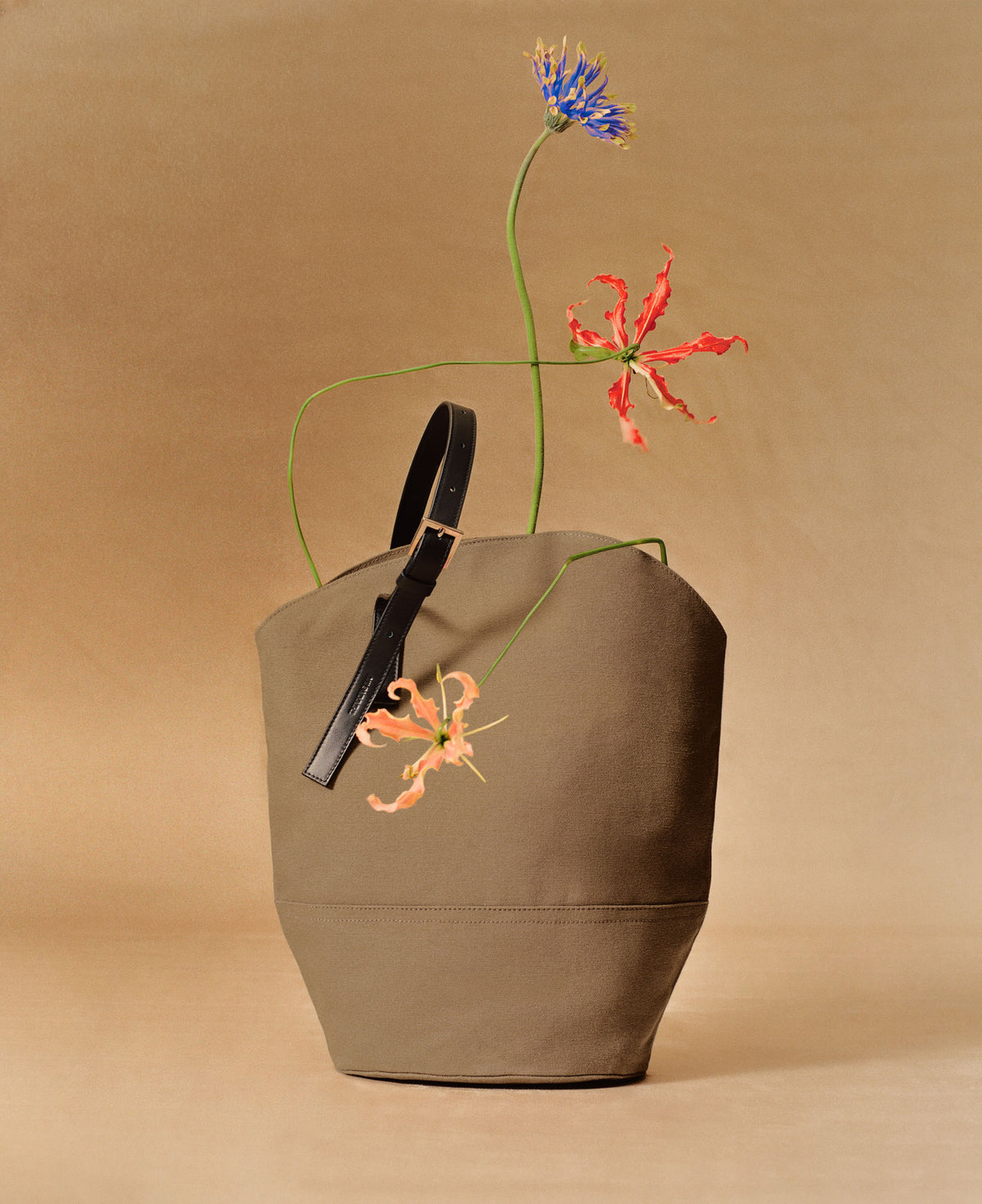 Bolso beige arena canvas Carolyn