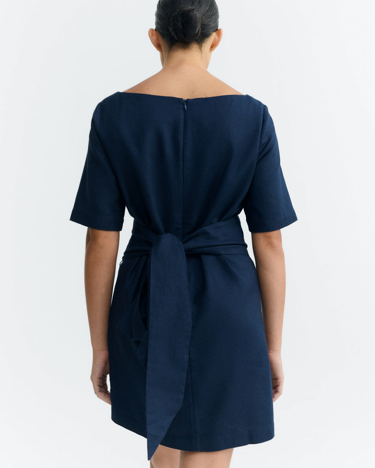 Vestido corto navy hemp Kieran sostenible - 5