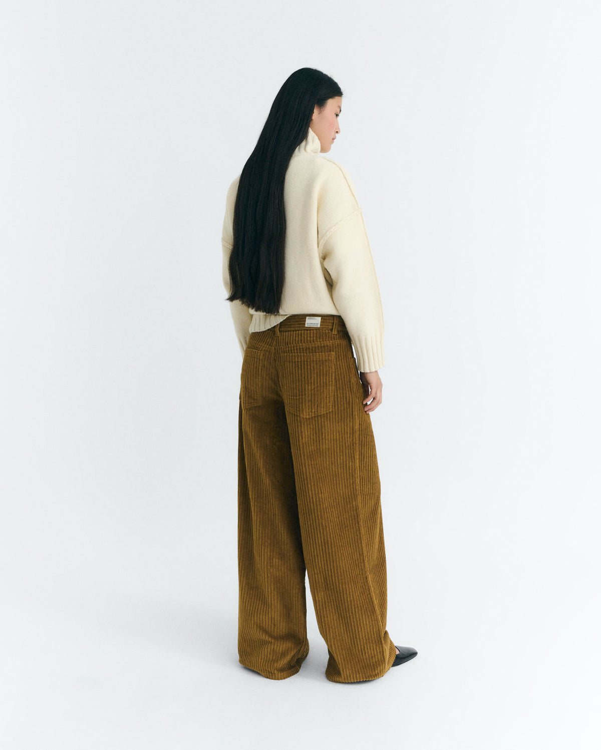 Pantalón wide leg pana amarillo Hedda sostenible - 4