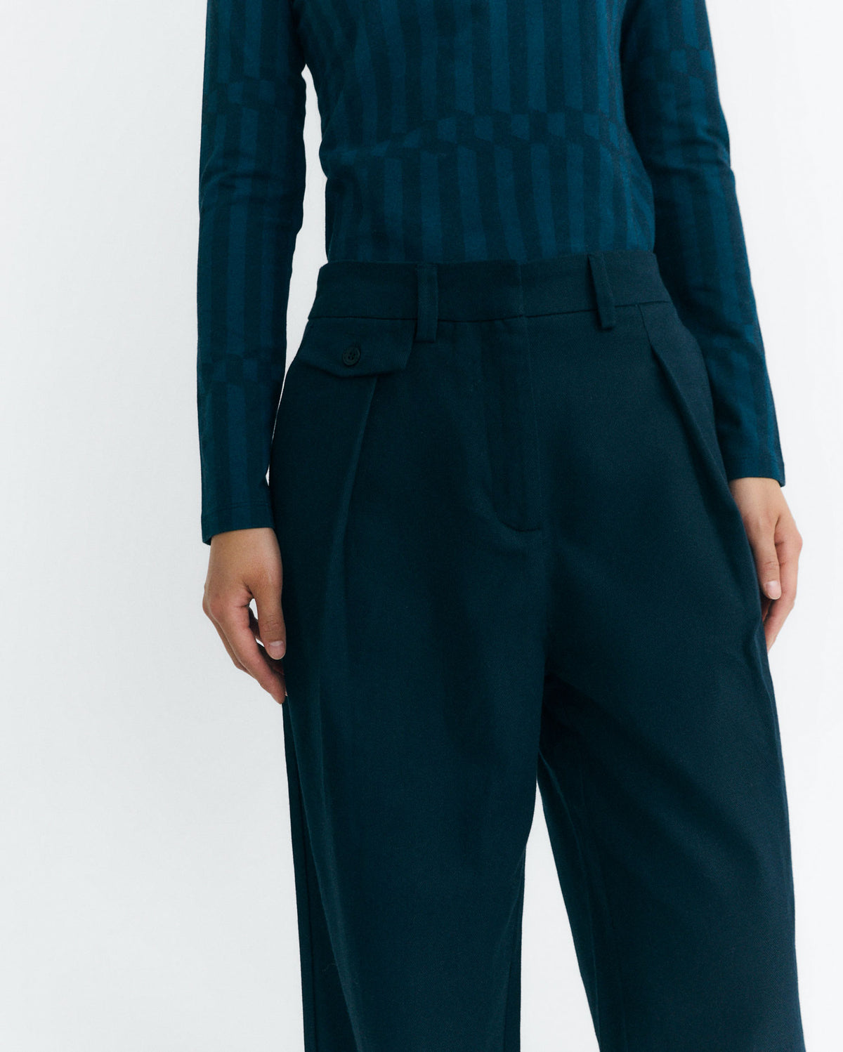Pantalón wide leg tiro bajo navy Pat sostenible - 3
