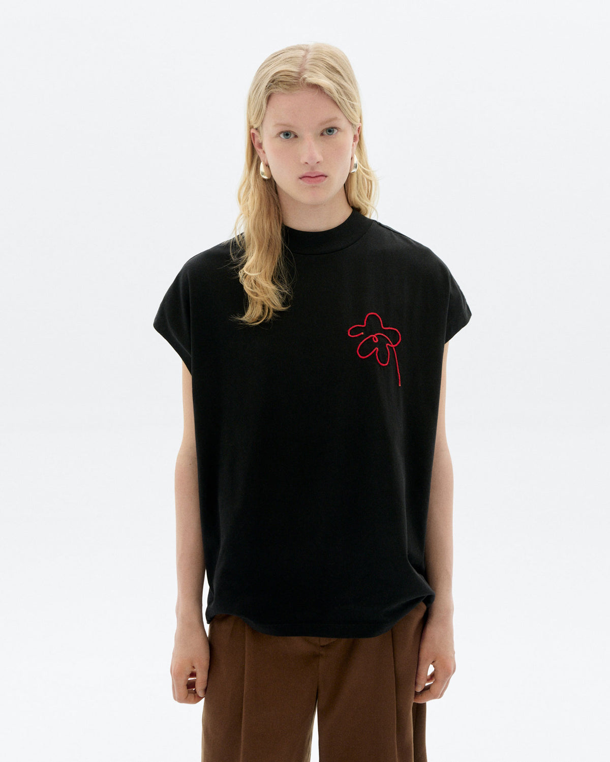 Camiseta bordada a mano flower Volta sostenible - 1